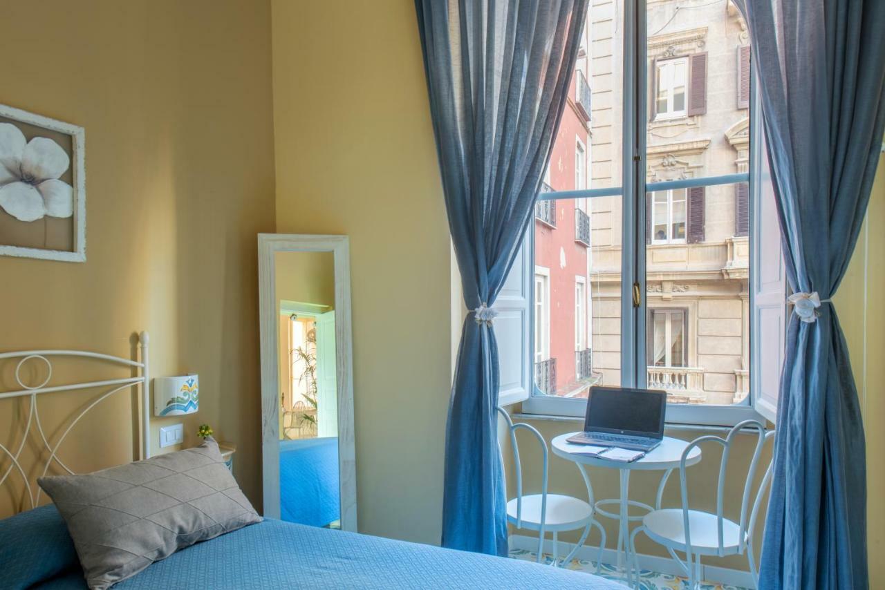 Regina Elena Bed & Breakfast Napoli Bagian luar foto