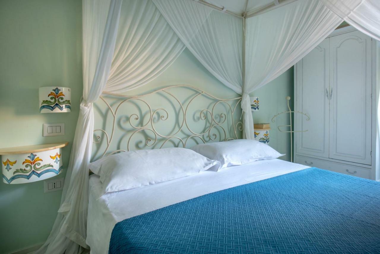 Regina Elena Bed & Breakfast Napoli Bagian luar foto