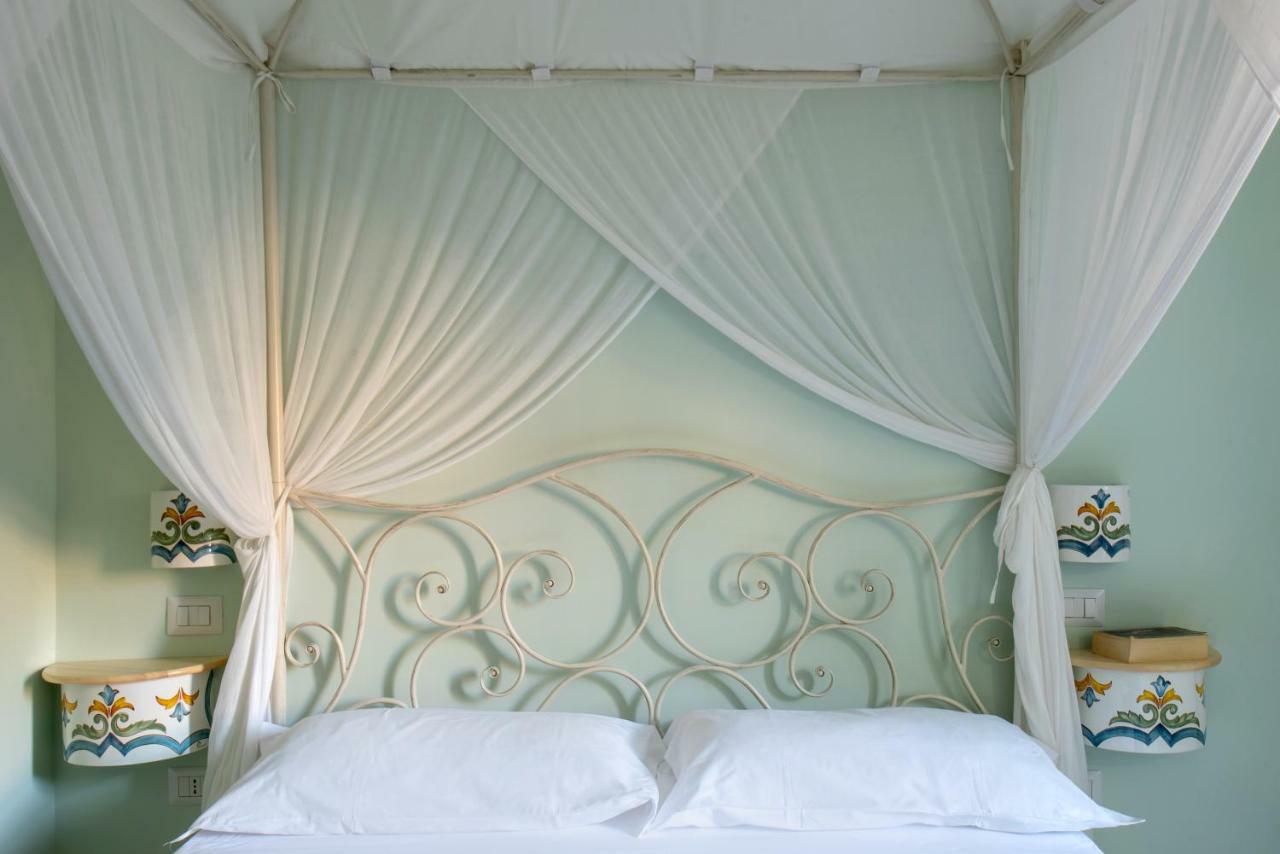 Regina Elena Bed & Breakfast Napoli Bagian luar foto